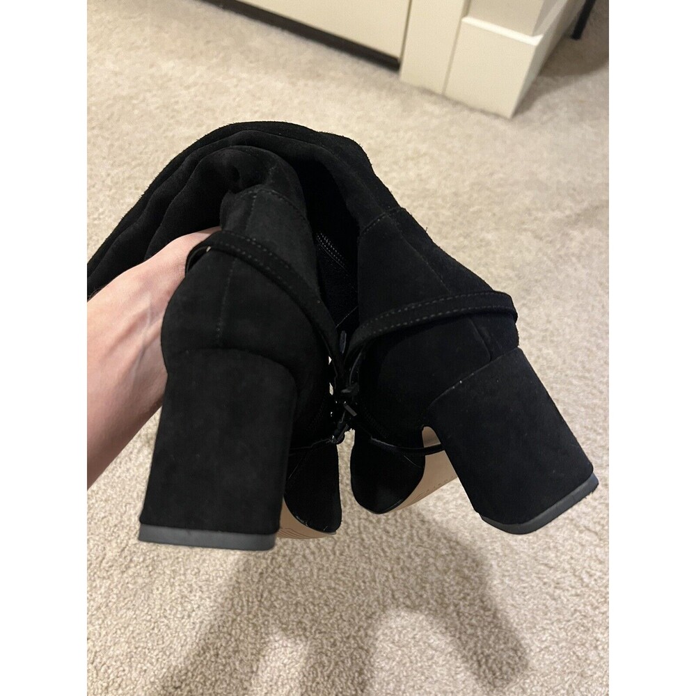 Suede Boots - Picture 6 of 7